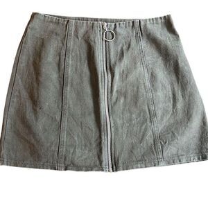 Chloe & Katie olive green zip up skirt